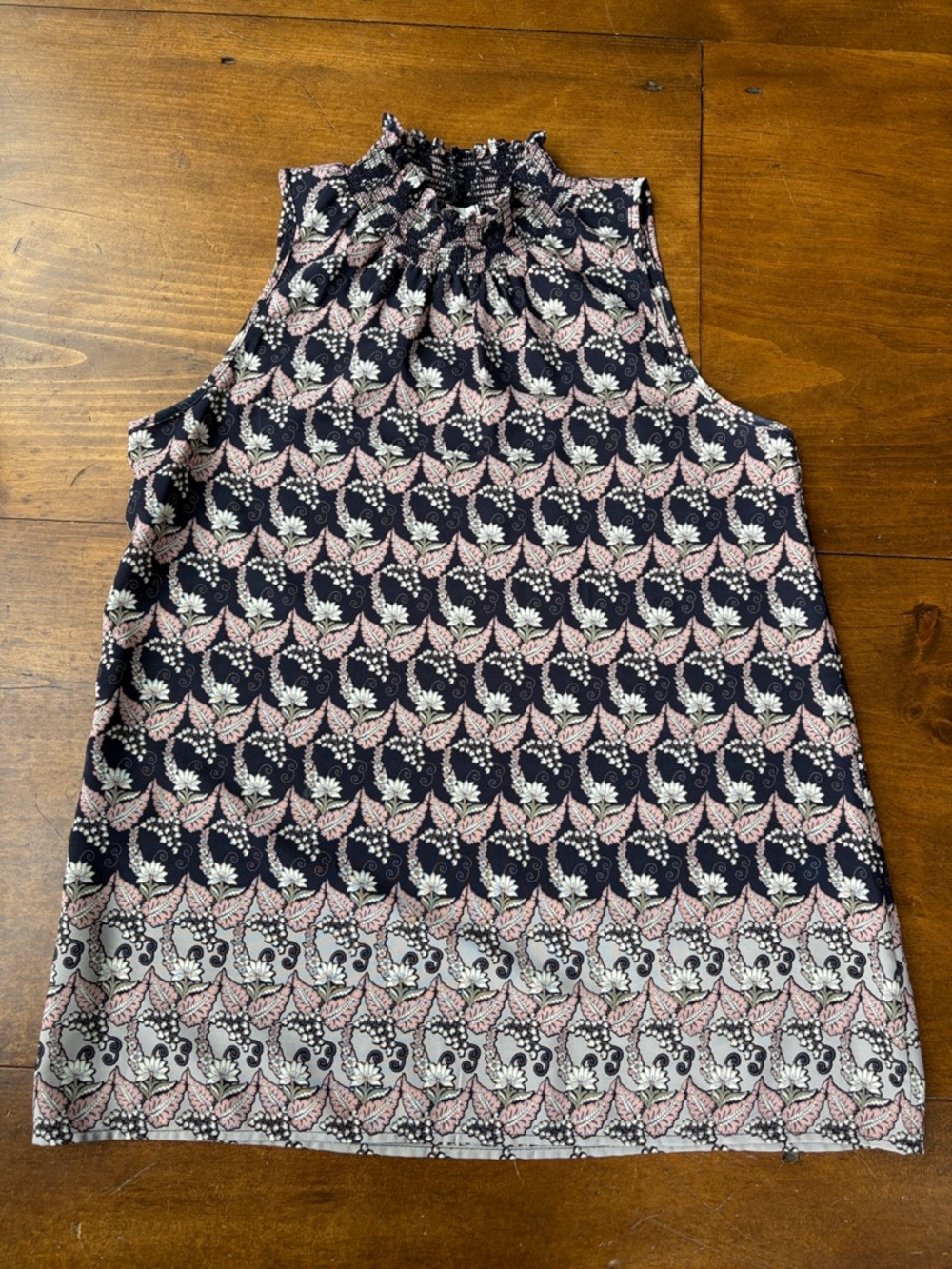 Soprano High Neck Floral Sleeve Less Blouse Sz S